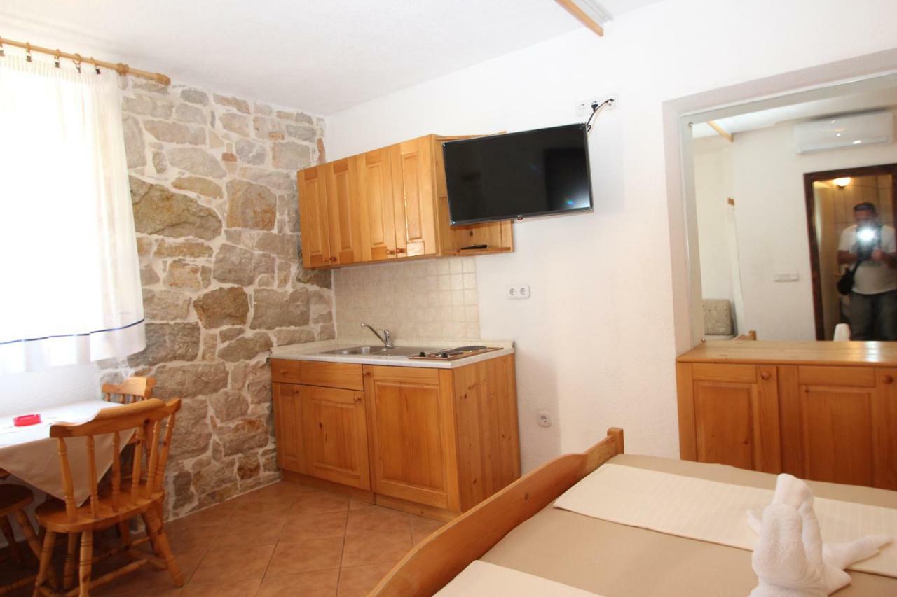Appartments Mali Raj Vrsar Εξωτερικό φωτογραφία